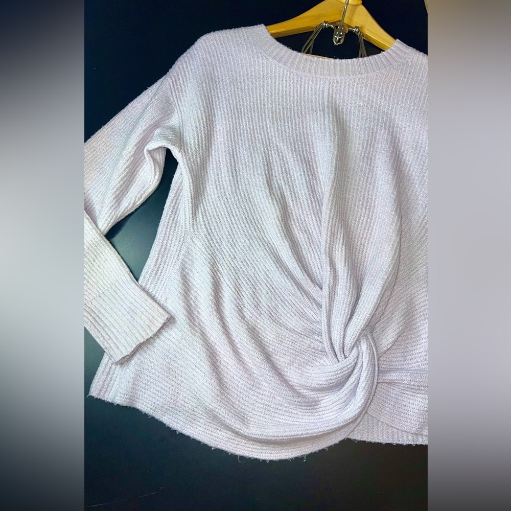 Aerie Women’s Light Purple Knot Front Twist Crewneck Sweater Soft Size Med GUC